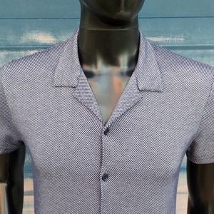 boohoo MAN SHORT SLEEVE TEXTURED SPLIT HEM LUX S/S SHIRT